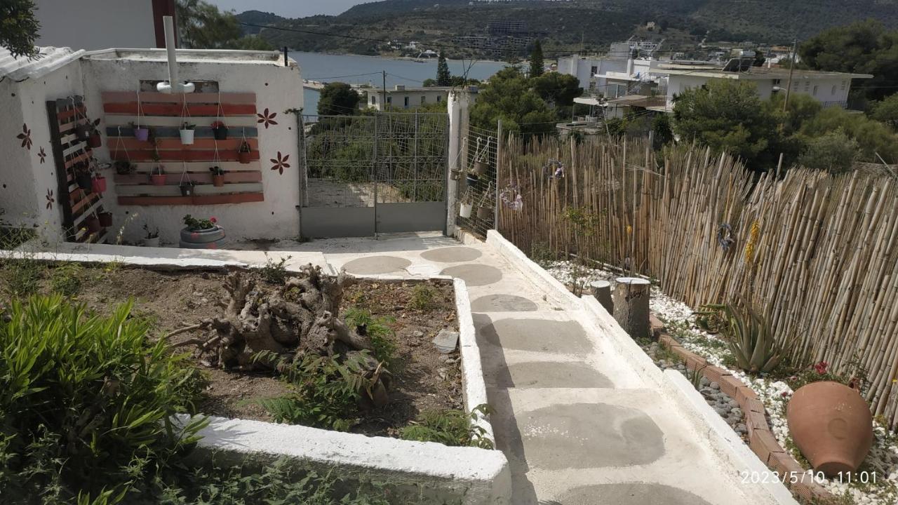 Meltemi Apartments Agia Marina  Exterior foto